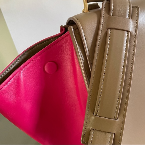 LIKE NEW Celine Trapeze Medium Bicolor Leather Bag - Picture 5 of 16